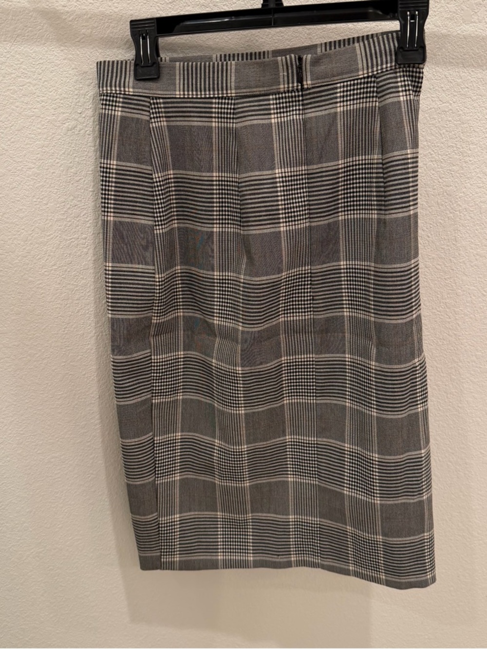 H&M Plaid Pencil Skirt - Picture 4 of 7